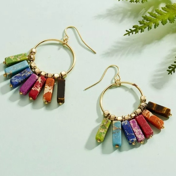 2X$39 ABSOLUTELY GORGEOUS TO WEAR WITH YOUR SEASON OUTFITS - Picture 2 of 8